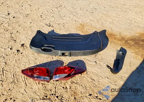 2018 Hyundai Santa Fe Se from USA, damaged, VIN KM8SM4HF4JU271193